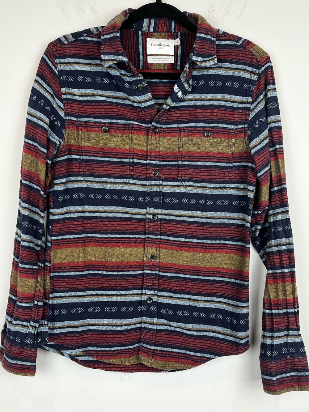 Goodfellow & Co Southwestern Red/Navy Striped Button-Down Shirt Men's Small